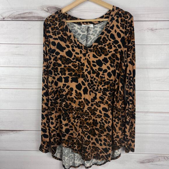 Zenana Women's Long‎ Sleeve Cheetah Animal Print Blouse Size Large - Picture 1 of 6